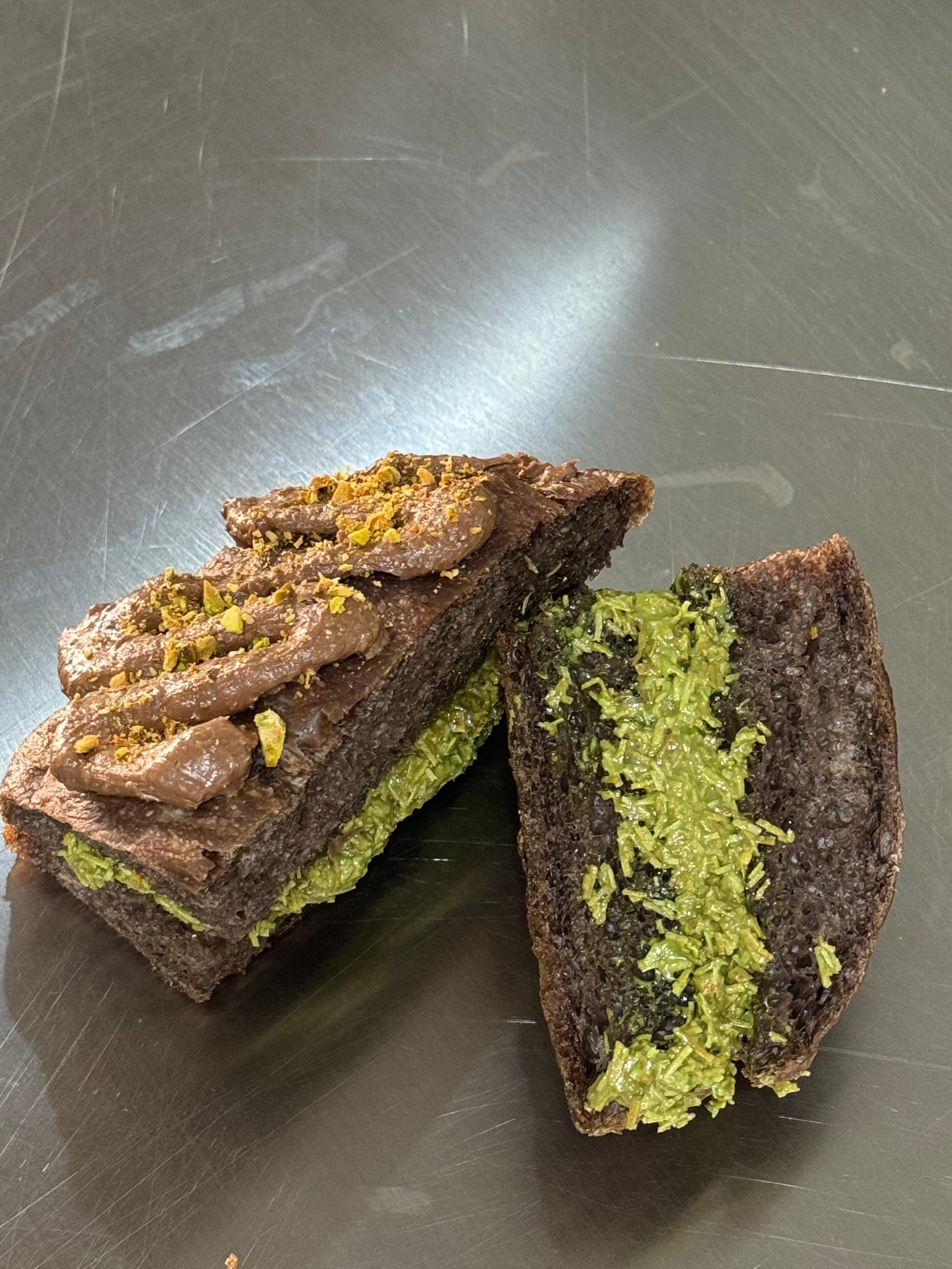 Sangas Vol.02 - Dubai Choco Pista Sandwich